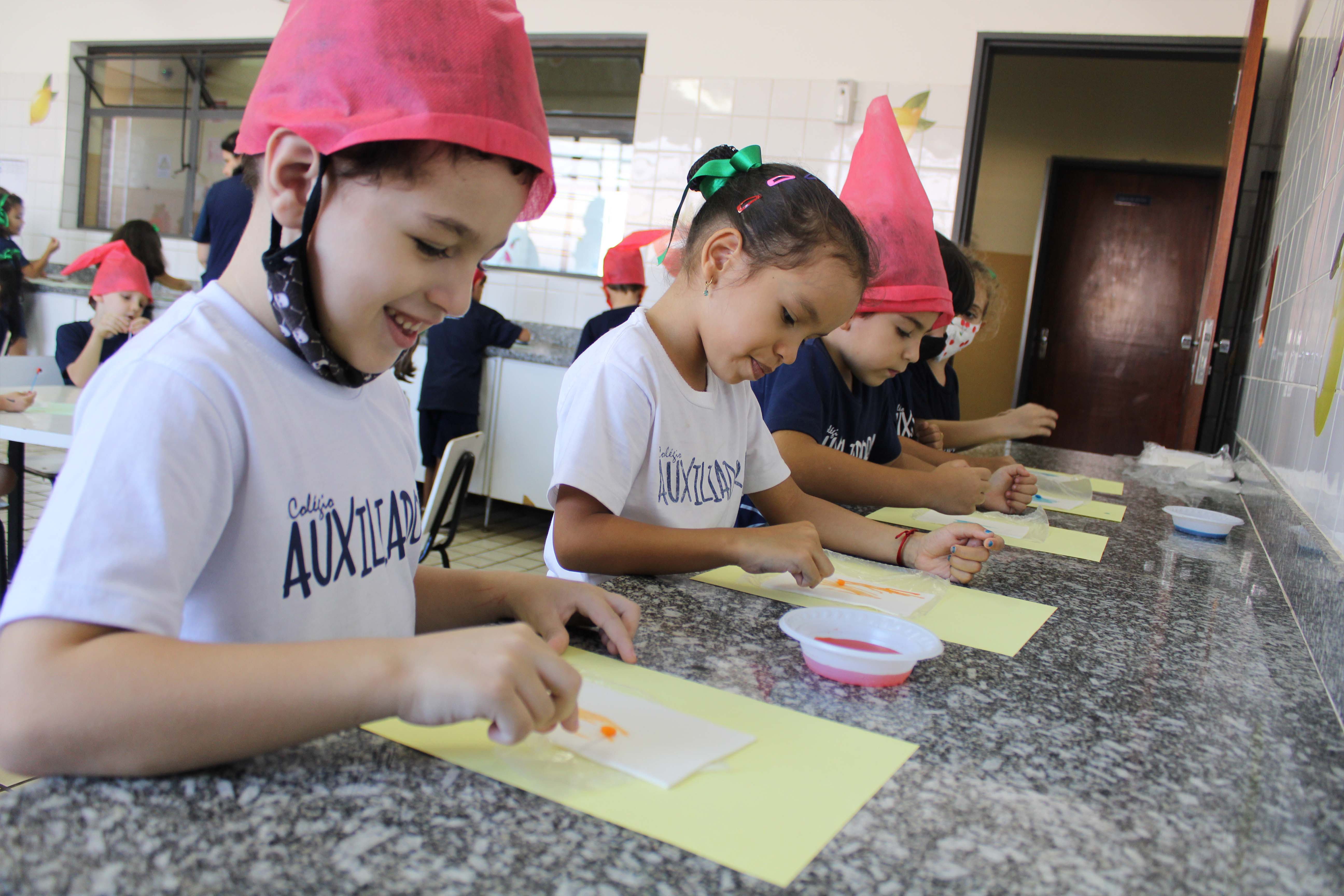 Alunos produzem jogos eletrônicos em sala de aula - 09/09/2016